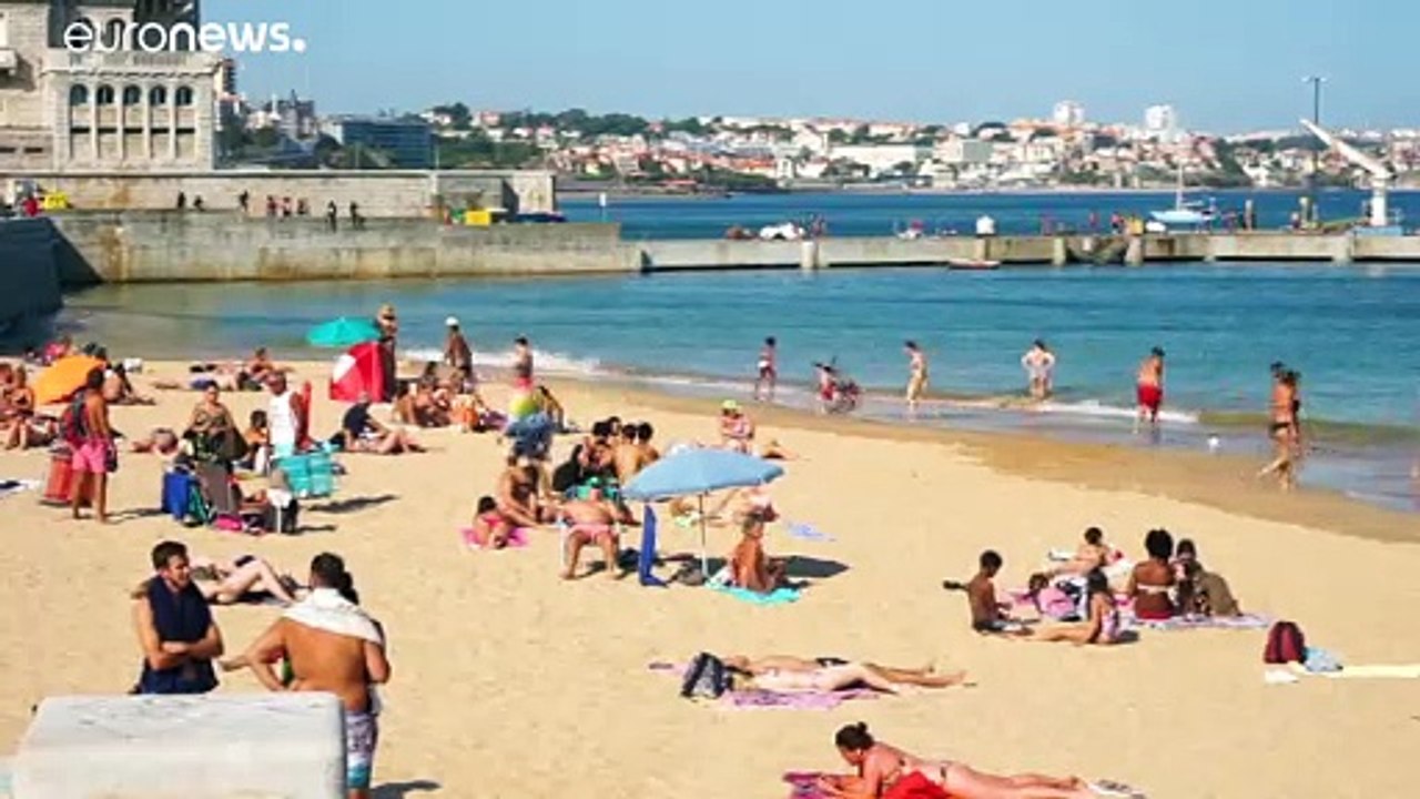 Mindestabstand? Fehlanzeige! Großes Gedränge zum Ferienbeginn