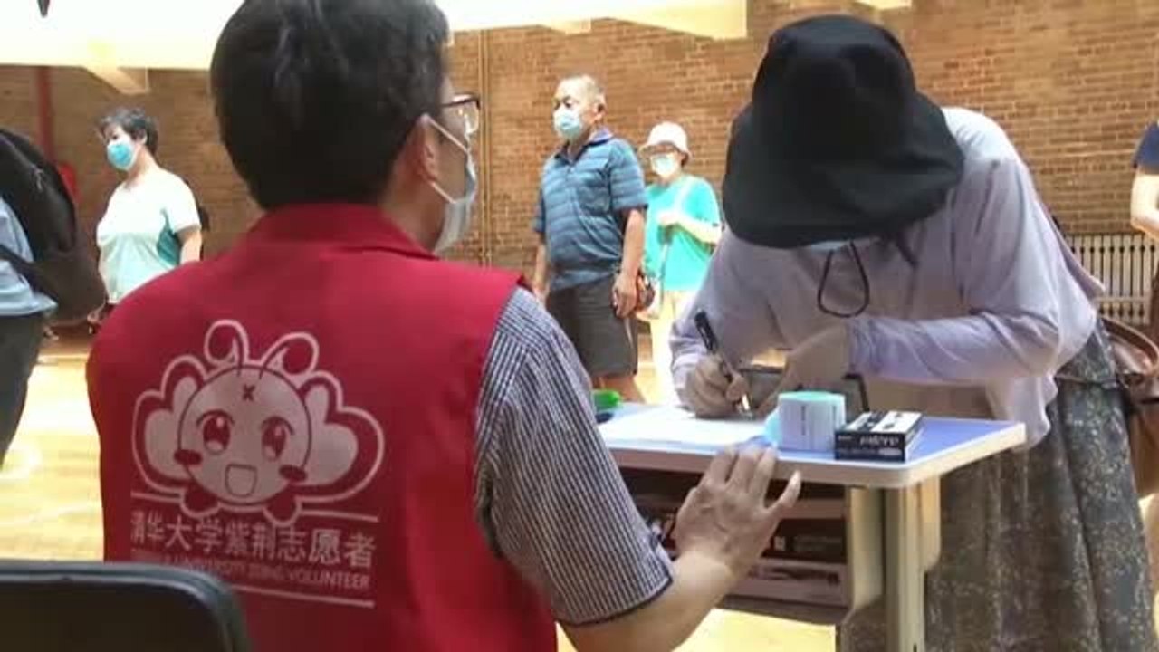 Pekín realiza test masivos entre la población para contener un nuevo rebrote