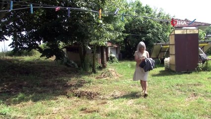 Ahırı sanat atölyesine dönüştürdü