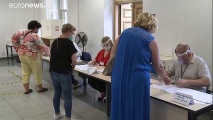 Les Polonais appelés à élire leur président