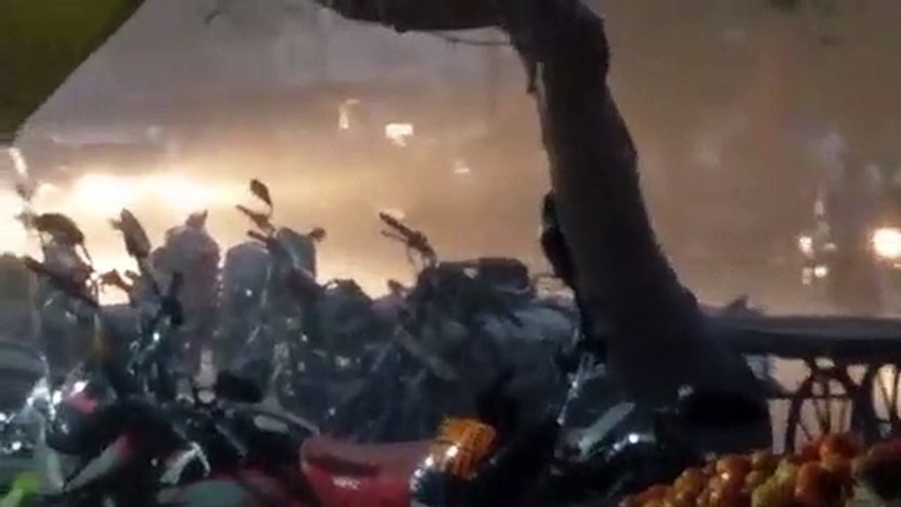 शाजापुर: जिले में देर रात तक होती रही तेज बारिश