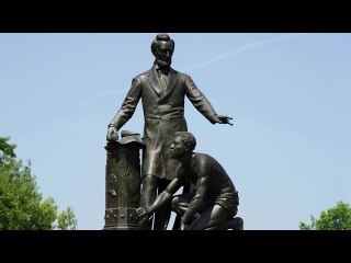 Fight to topple Lincoln statue rages in D.C.