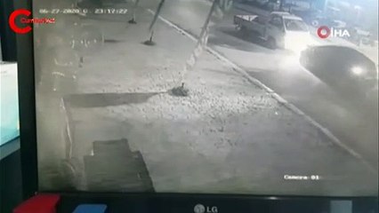 Alkollü sürücüler kafa kafaya böyle çarpıştı