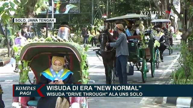 Begini Wisuda di Era New Normal: Ada Drive Thru, Ada Online Video Call