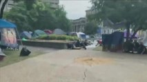 Impactantes imágenes de un hombre disparando a los manifestantes antirracistas acampados en Louisville (Kentucky)