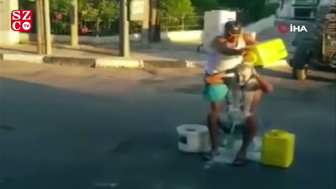 KKTC’de “süt banyolu” eylem