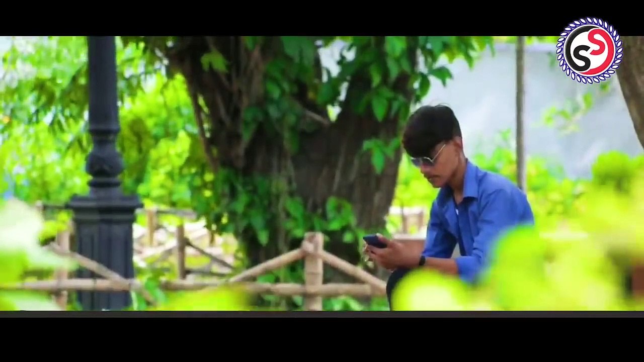 Chalte Chalte - Mohabbatein _ Romantic Love Story _ Rawmats _ Shahrukh _ Cute Beauty Khan _