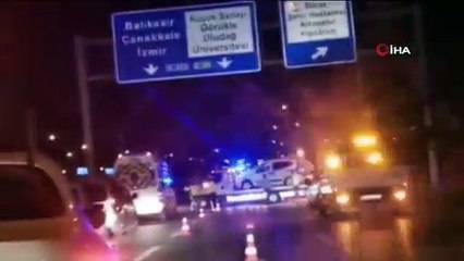 Ani fren zincirleme kazaya sebep oldu 5 araç birbirine girdi