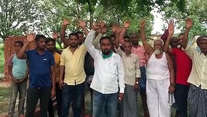 प्रयागराज: पुश्तैनी भूमिधरी जमीन निर्माण पर दबंगों द्वारा किया जा रहा है विरोध