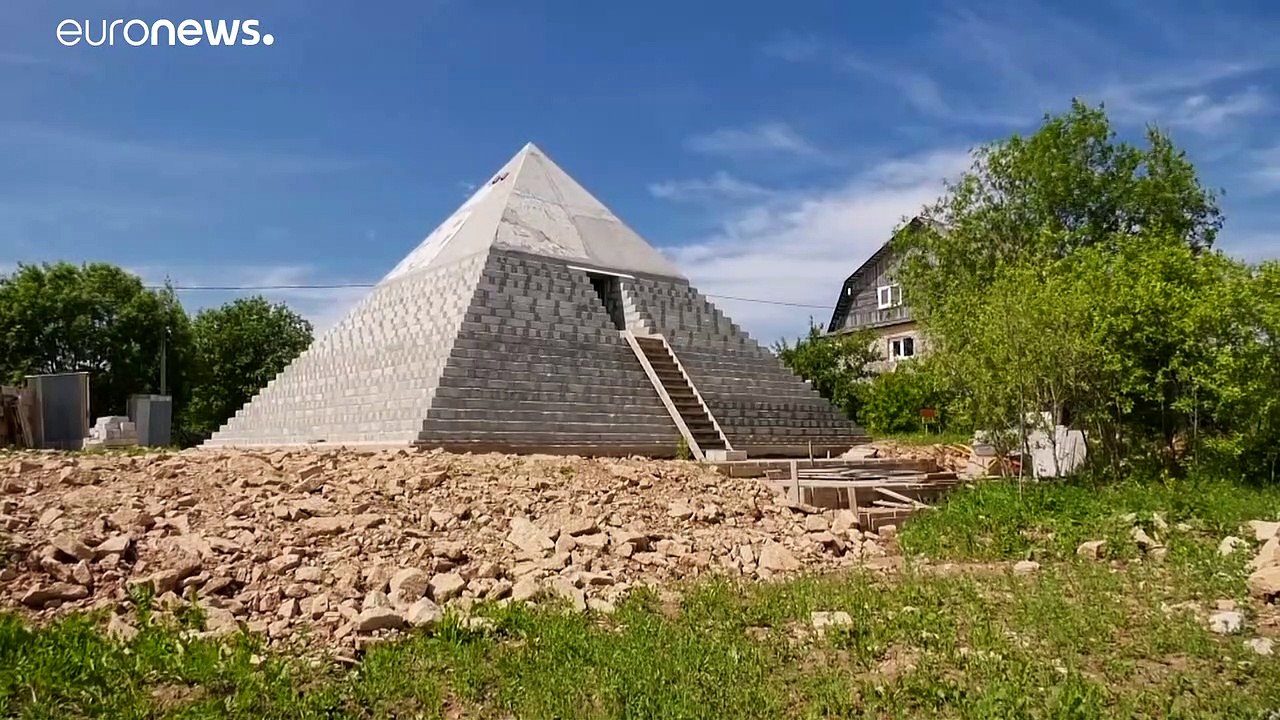 Was Eigenes, was Spitzes: Eine Pyramide im Garten