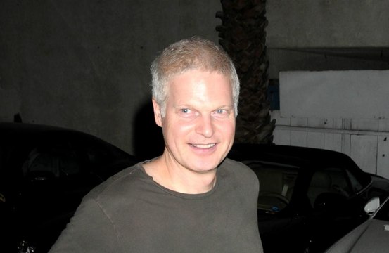 Steve Bing wrote a goodbye note to Damian Hurley before taking his own life