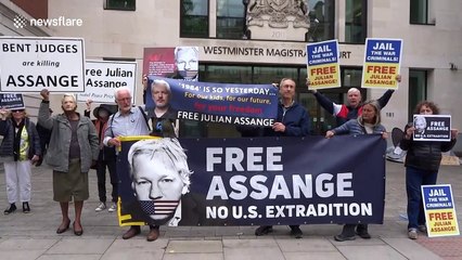 Protesters gather outside UK court demanding Julian Assange's release