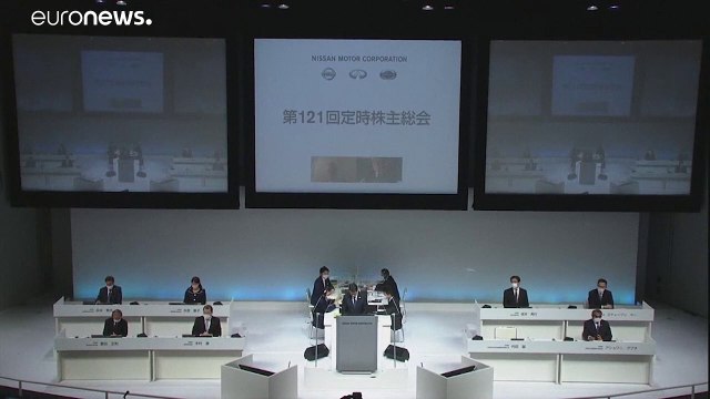 Nissan урезает зарплаты топ-менеджерам