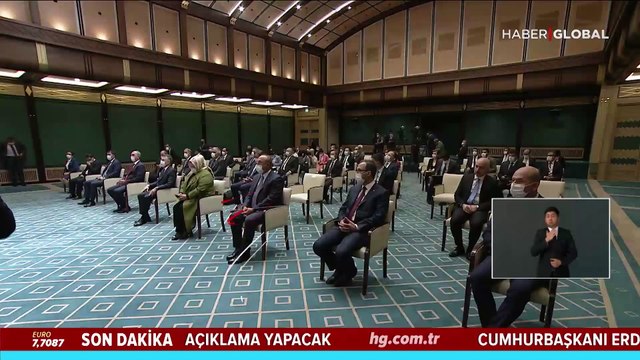 Cumhurbaşkanı Erdoğan: Kısa çalışma ödeneği ve işsizlik ödeneği 1 ay daha uzatıldı