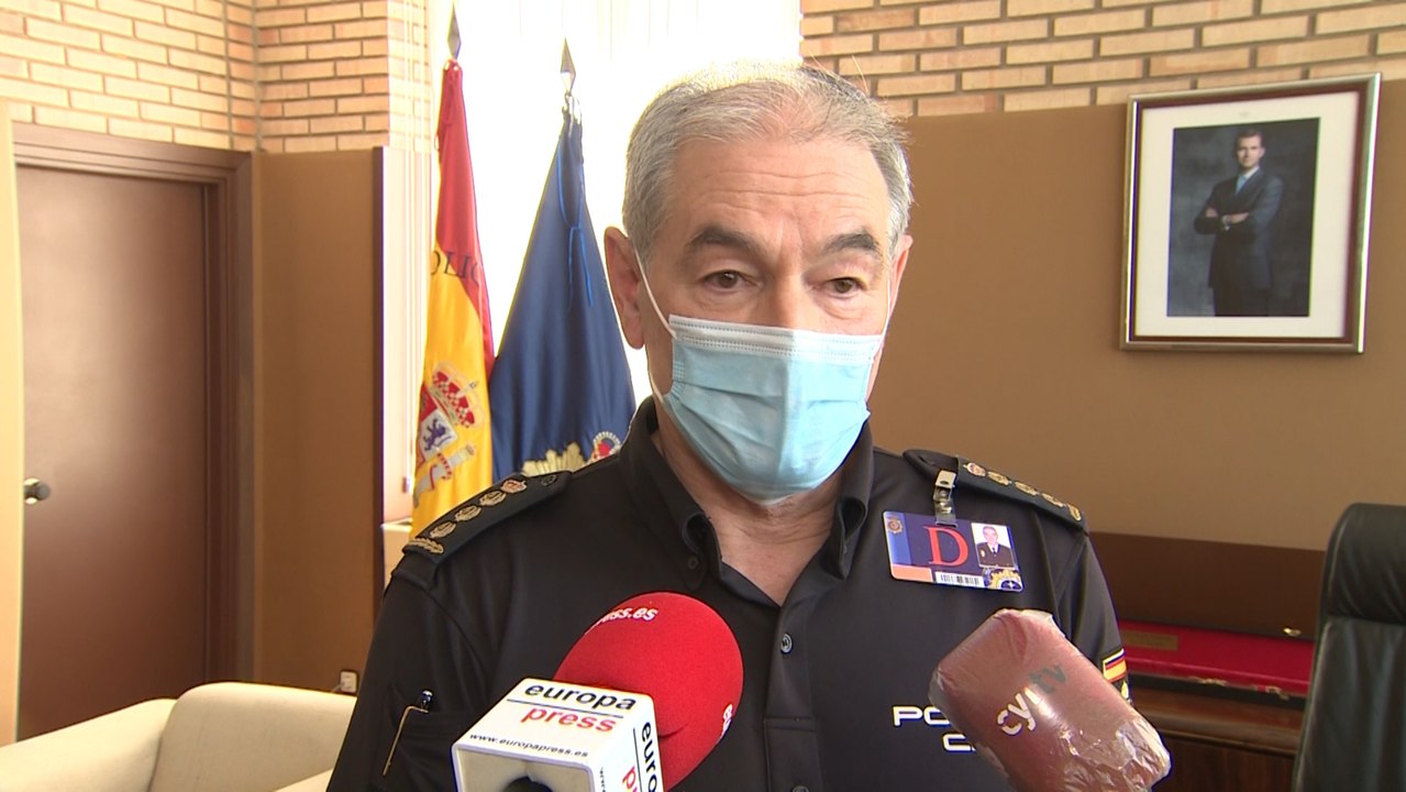 Alumnos de la Escuela Nacional de Policía regresan por turnos al centro