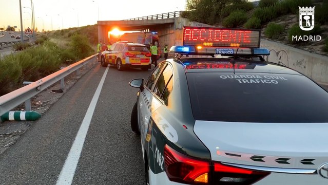 Herido al caer de la moto que se desplazó más de 400 metros en la M-40