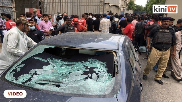 7 terbunuh dalam serangan puak pemisah di Bursa Saham Pakistan