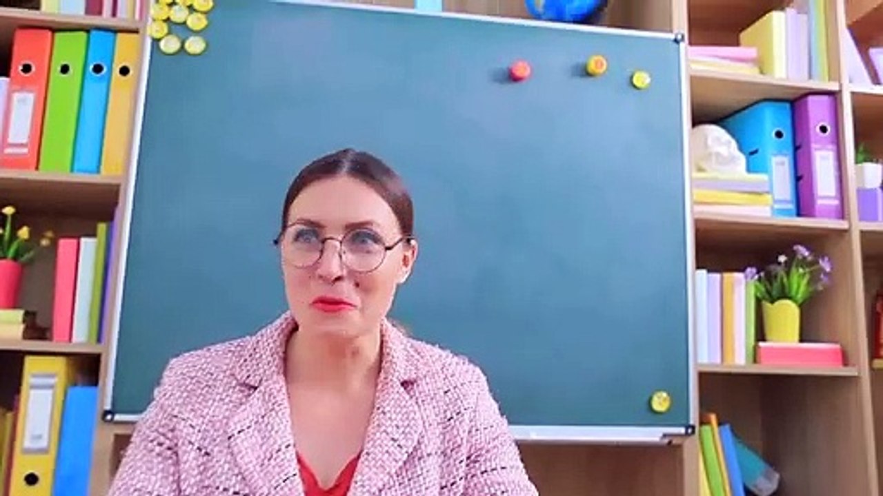 15 Trucos Raros Para Comer En Clase / Bromas y Trucos Para Hacer En Clases