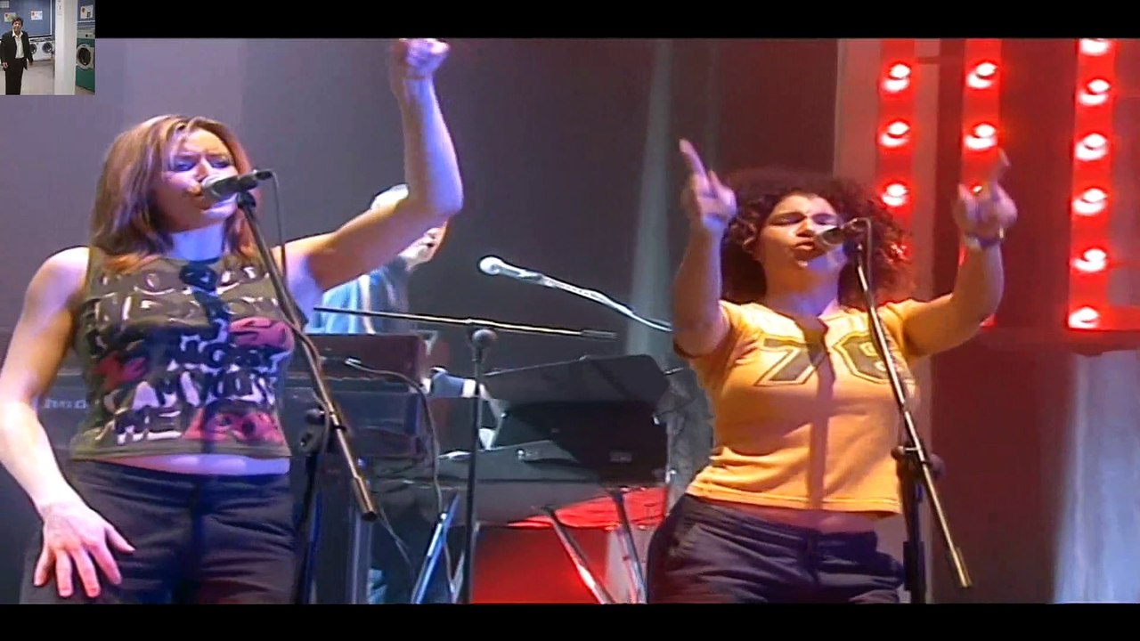 Texas — “Inner Smile” | (From “Texas, Paris / The Greatest Hits Tour” | Live in Paris-Bercy ‎— (2001)