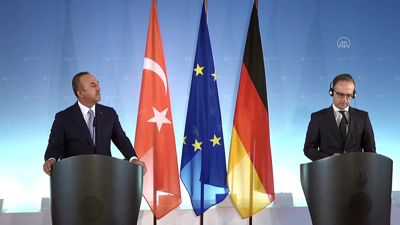 Çavuşoğlu: "Biz güvenli bir ortamda Almanya'dan ve diğer ülkelerden gelecek misafirlerimizi ağırlamaya hazırız" - BERLİN
