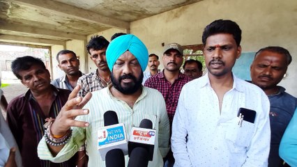 गांव की मुख्य समस्या को लेकर नाराज युवा से मुलाकात