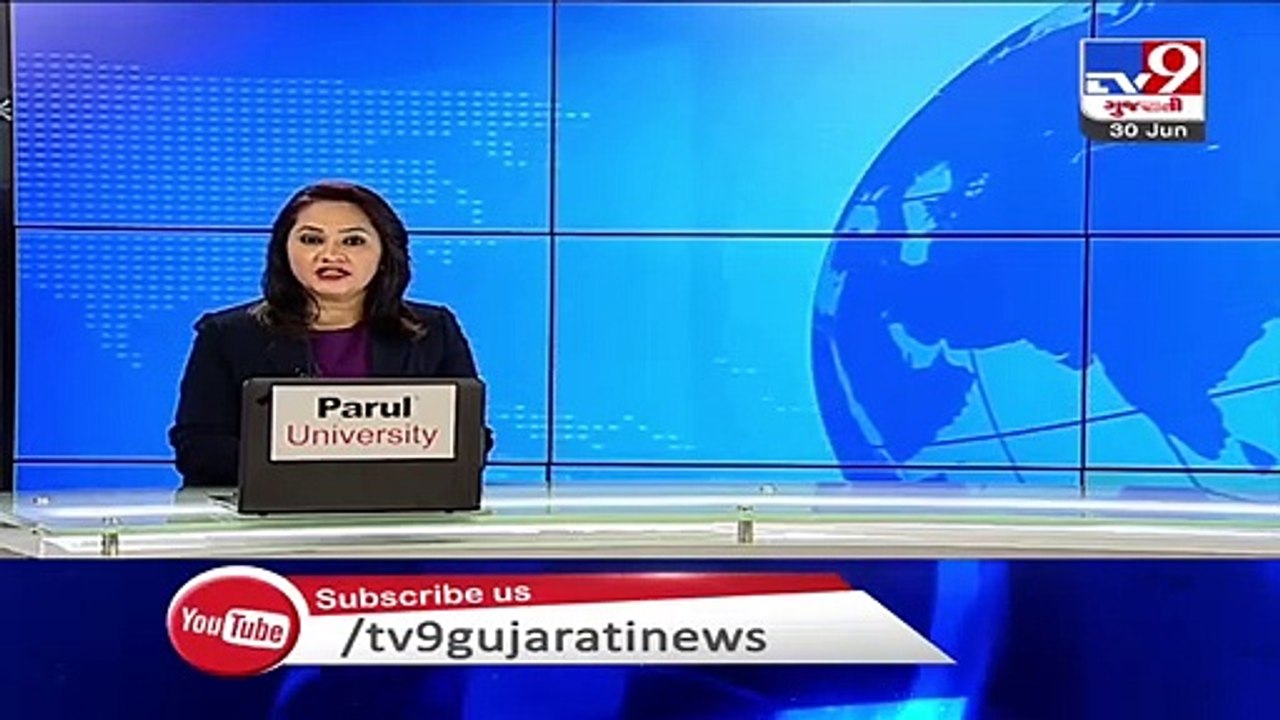 Tree catches fire after lightning strikes, Aravalli