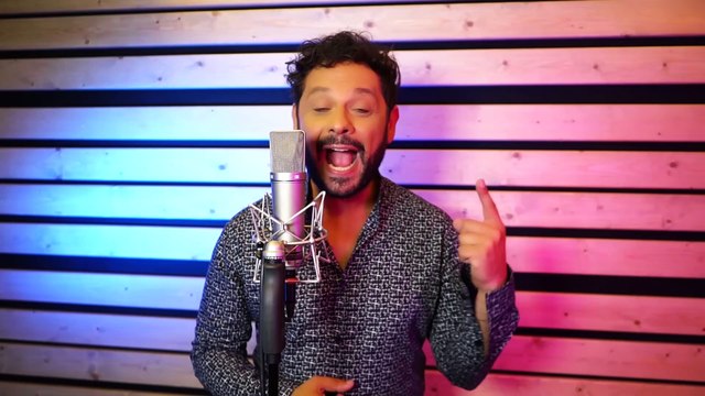 Κωνσταντίνος Ράλλης - Τα Παράξενα Φιλιά (Official Music Video)