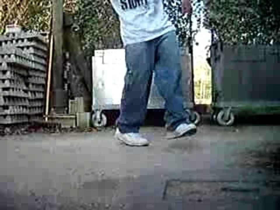 Extraz C-Walk 3rd Vid