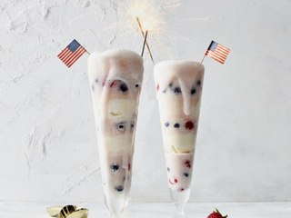 Why These Easy Rosé Floats Should Be Your Go-To 4th of July Desserts