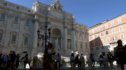 다시 열린 유럽 여행길...영국·호주 '2차 지역봉쇄' / YTN