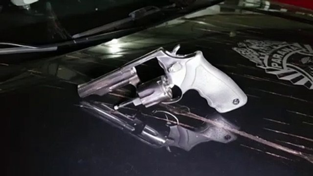 Homem é detido pelo Pelotão de Choque com arma de fogo
