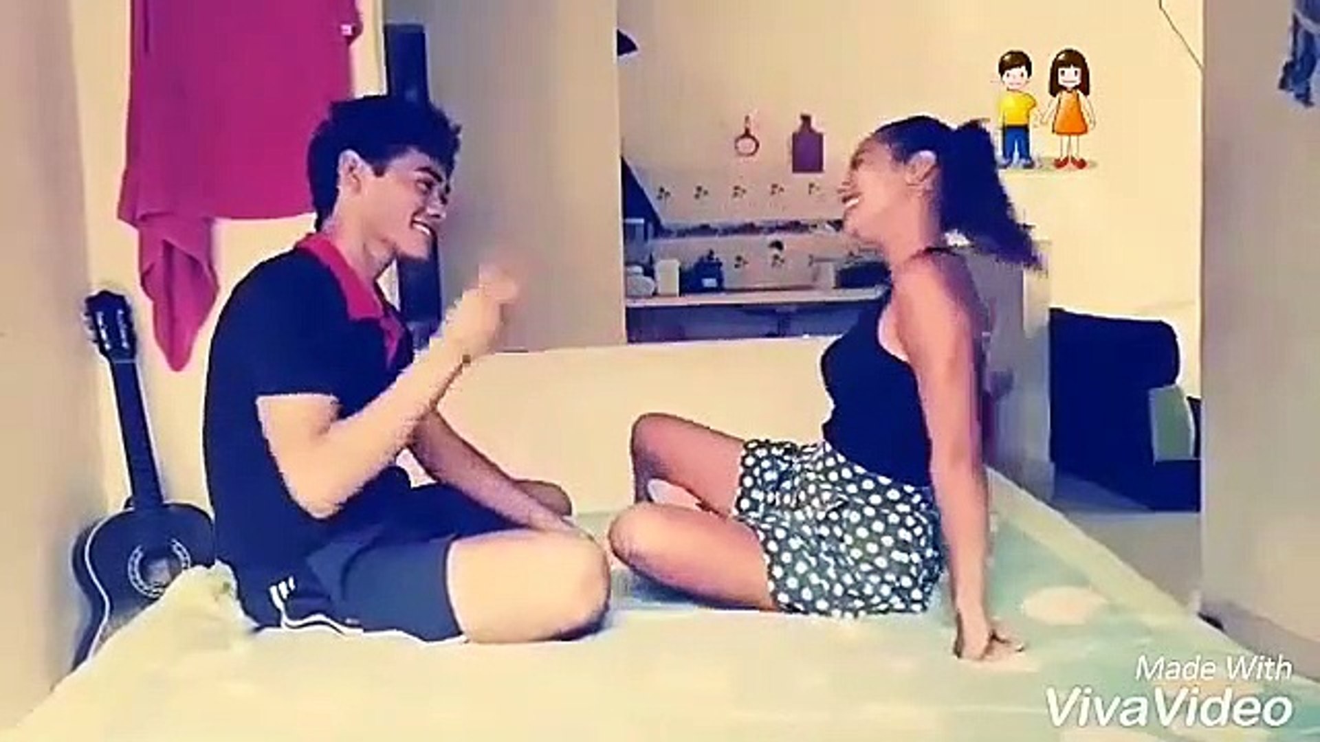 neha kakar kissing his boyfriend