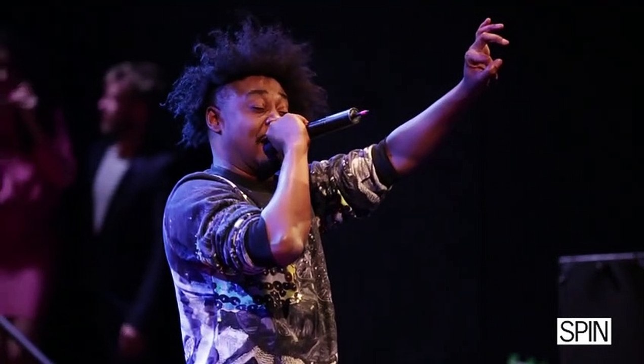 Danny Brown Performs "Handstand"
