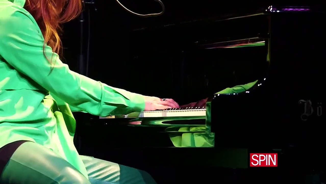 Tori Amos - Trouble's Lament (SPIN Sessions)