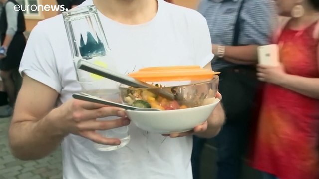 Comme un air de liberté à Prague avec la levée de la plupart des restrictions anti-covid-19