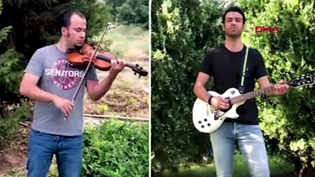 Haluk Levent ve sağlıkçılar, Koronavirüs'ten hayatını kaybeden sağlıkçılar için türkü söyledi