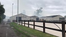 Incendie à Mons : les pompiers reviennent au centre équestre