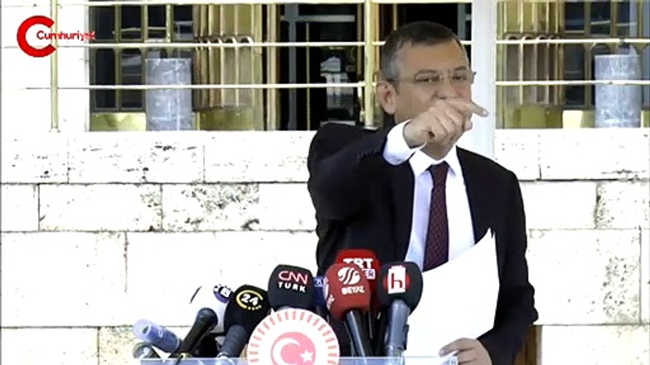 Özgür Özel'den çok sert tepki:  Bir rezalete imza atıyorlar!