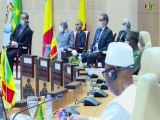 RTB/ Présence du président Emmanuel Macron et du premier ministre espagnol Pedro Sanchèz au sommet du G5 Sahel se tenant en Mauritanie