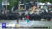 [이 시각 세계] 美 시애틀 경찰, 인종차별 항의 시위대 해산
