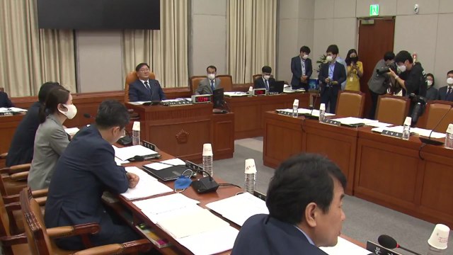 [더뉴스-더정치] 3차 추경 '속도전'...검·검 갈등에 秋, 수사 지휘권 발동 / YTN