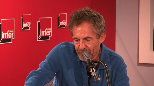Etienne Klein : Quand j'étais étudiant, on pensait tous que la science allait s'imposer et les religions se relativiser ; c'est le contraire qui s'est passé