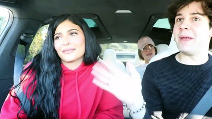 SURPRISING PEOPLE WITH KYLIE JENNER!!