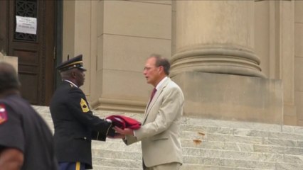 L'Etat du Mississippi retire le drapeau confédéré de son capitole