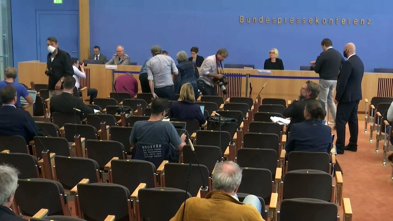 Kramp-Karrenbauer schließt weitere Konsequenzen für KSK nicht aus