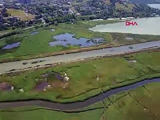 Küçükçekmece Gölü'ndeki son durum havadan görüntülendi