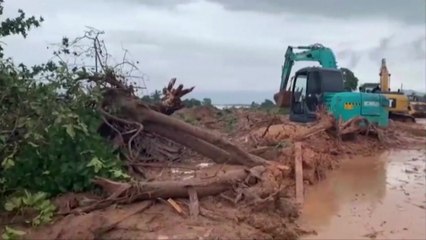 미얀마 옥 광산 산사태 발생 100명 이상 숨져 / YTN