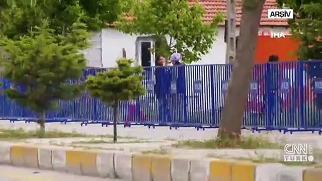Son dakika: Son dakika: İzmir'deki mahallede bir haftada virüsten 4 kişi öldü | Video