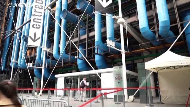 Центр Помпиду открылся и показал упакованный Пон-Нёф