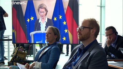 "Jeder Tag zählt" - Merkel und von der Leyen mahnen zur Eile